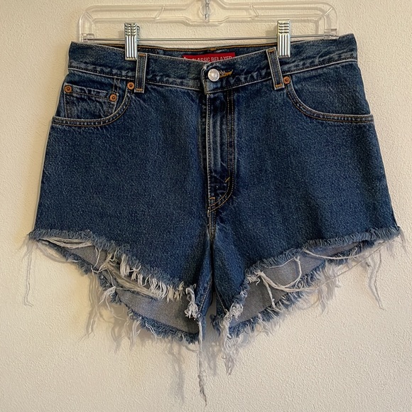 Levi’s 550 Denim Shorts - Picture 3 of 10
